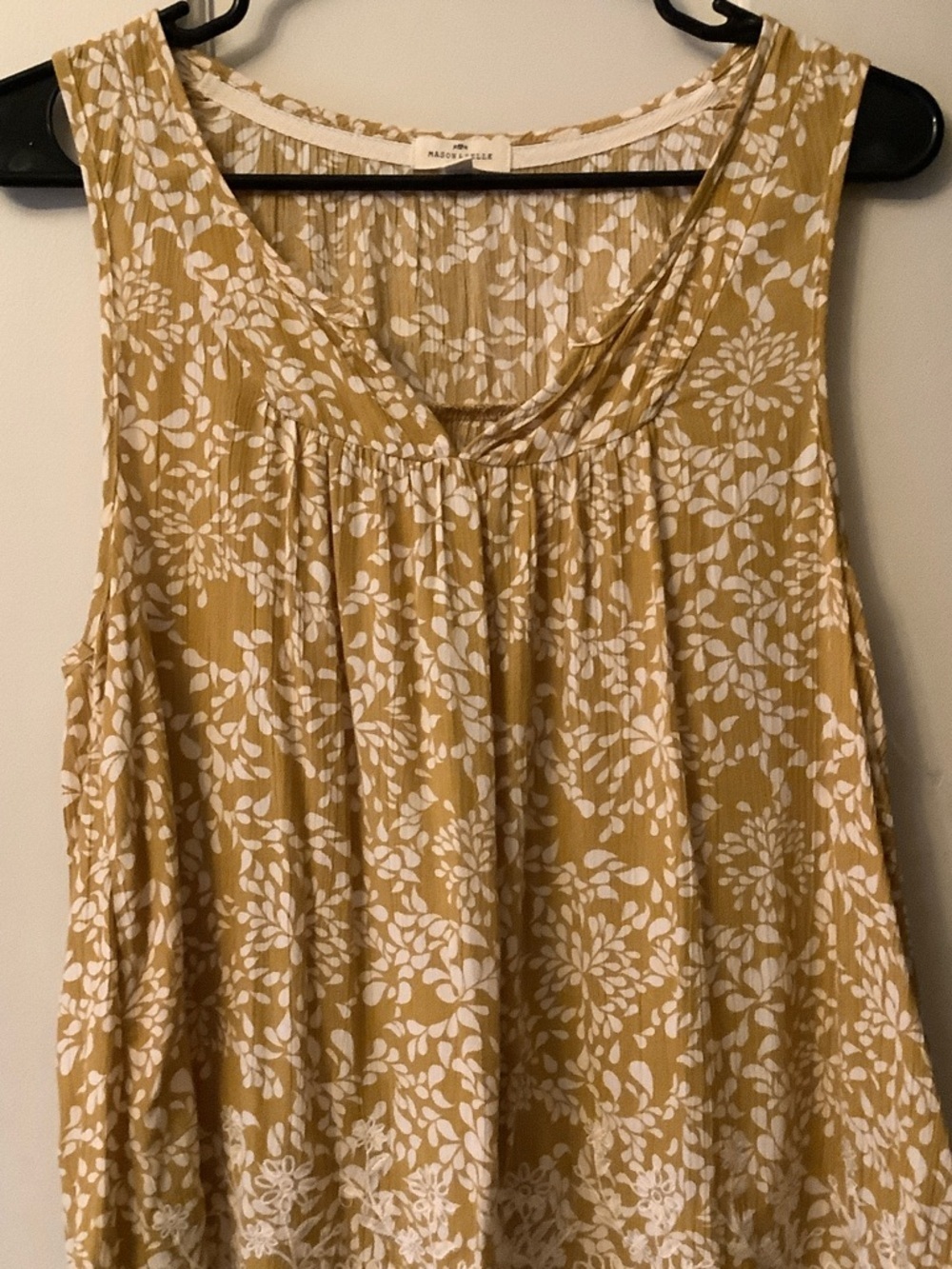 mason & belle Sleeveless Floral Print Camisole in Mustard - Picture 2 of 6